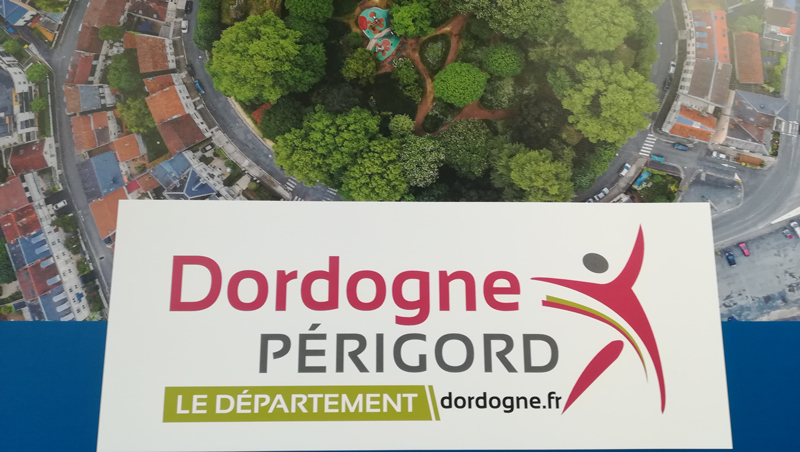 Roll up conseil départemental Dordogne Service habitat - Adékoi communication