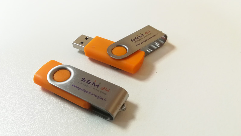 Objet publicitaire clé USB Périgord énergies SEM24 - Adékoi communication